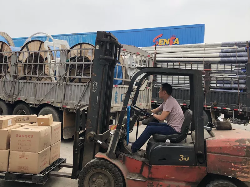 發貨現場忙不停